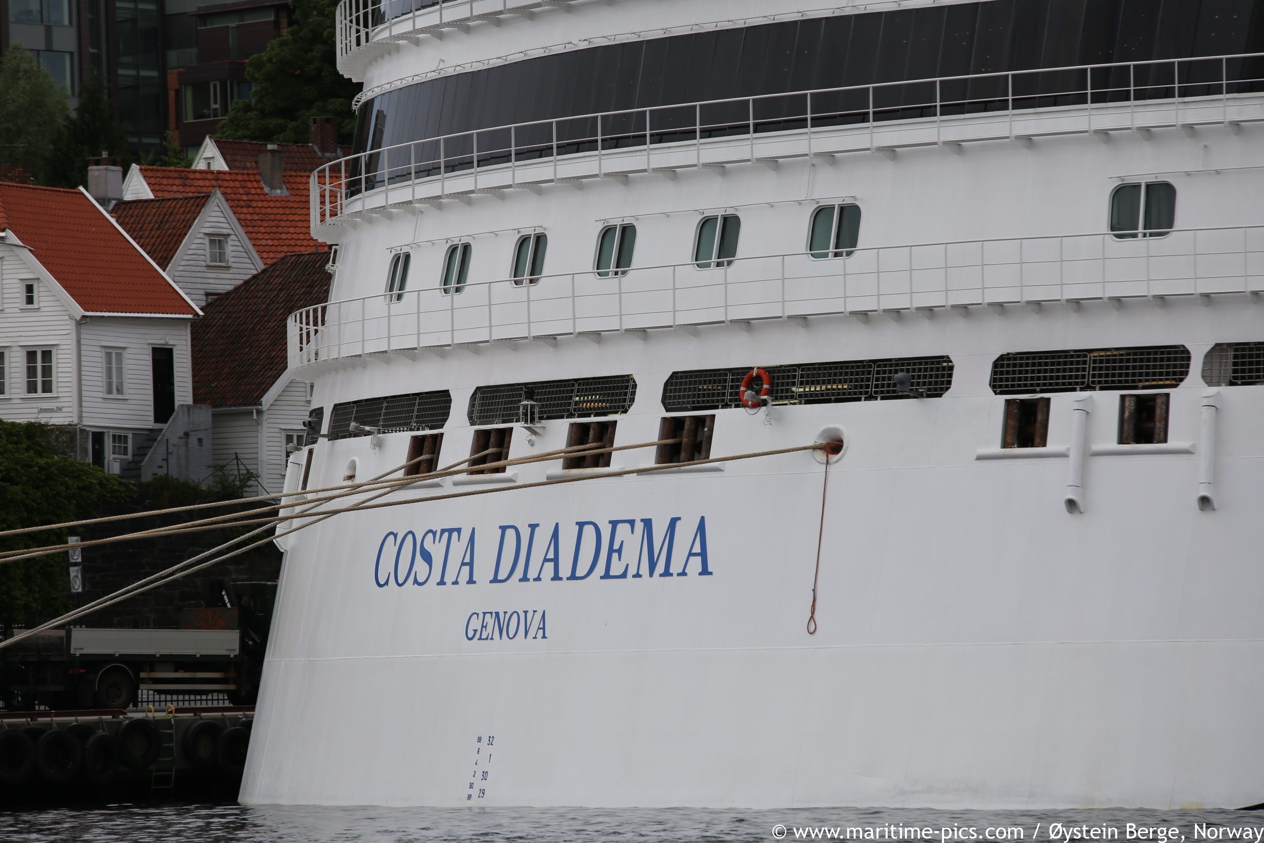 Costa Diadema (2)